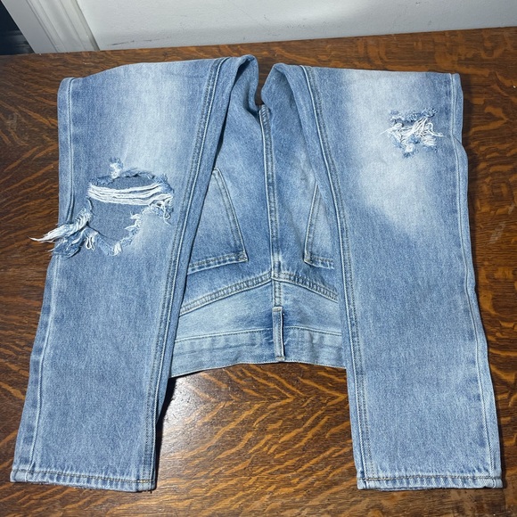 Twelve by Ontwelfth distressed skinny mom jeans - Picture 2 of 6